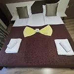 Madini Aparthotel 3*