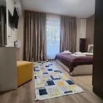 Aparthotel Madini