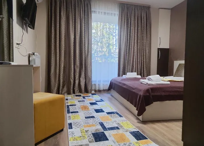 アパートホテル Madini