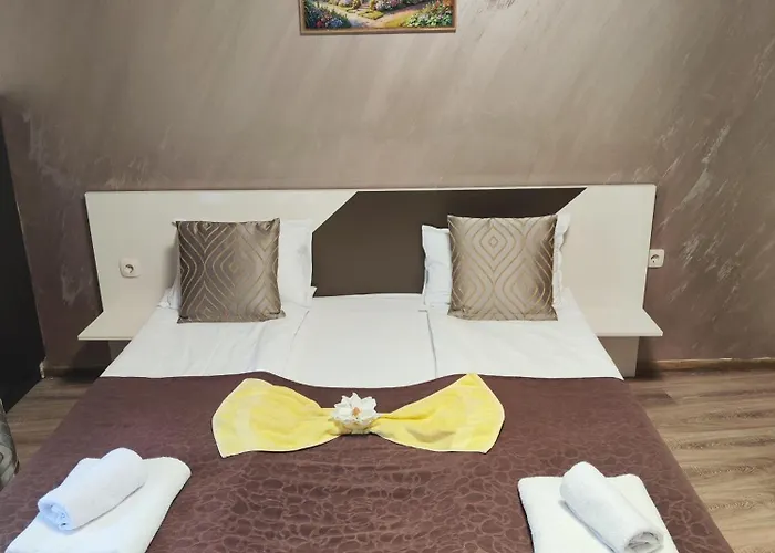 アパートホテル Madini 3*